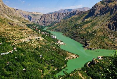 ANKARA ÇIKIŞLI HIZLI TREN İLE SİVAS - DİVRİĞİ - ELAZIĞ - HARPUT - TUNCELİ - MUNZUR VADİSİ TURU