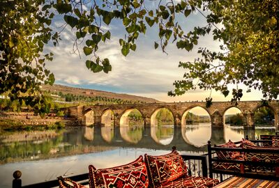 DİYARBAKIR -MİDYAT-SÜRYANİ VE EZİDİ KÖYLERİ-MARDİN-TURU