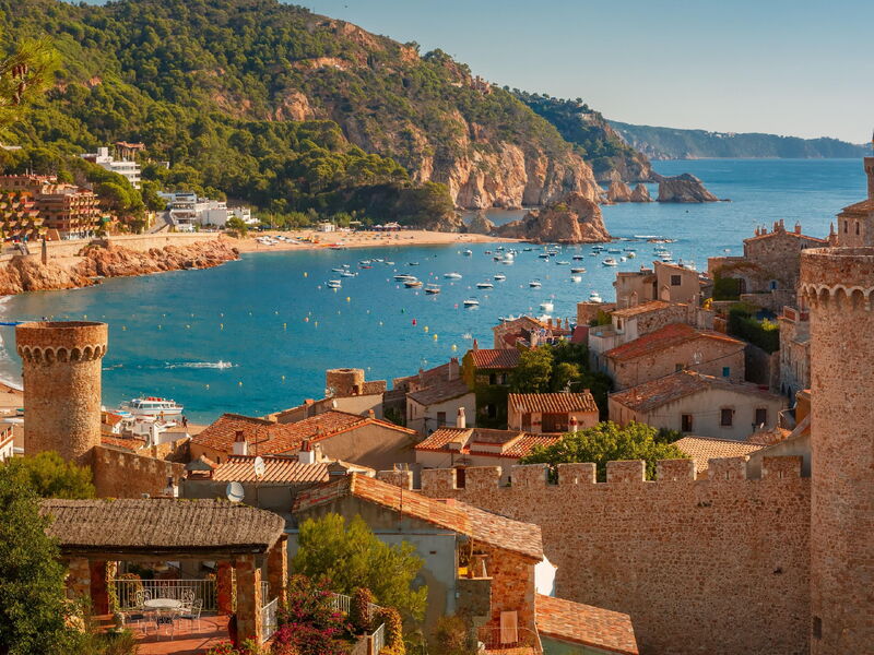 Endülüs’ten Katalonya’ya Masalsı Büyük İspanya & Endülüs Turu Elhamra Sarayı Dahil | 7 Gece | İstanbul Çıkış | Bcn - Mad |THY 24.10